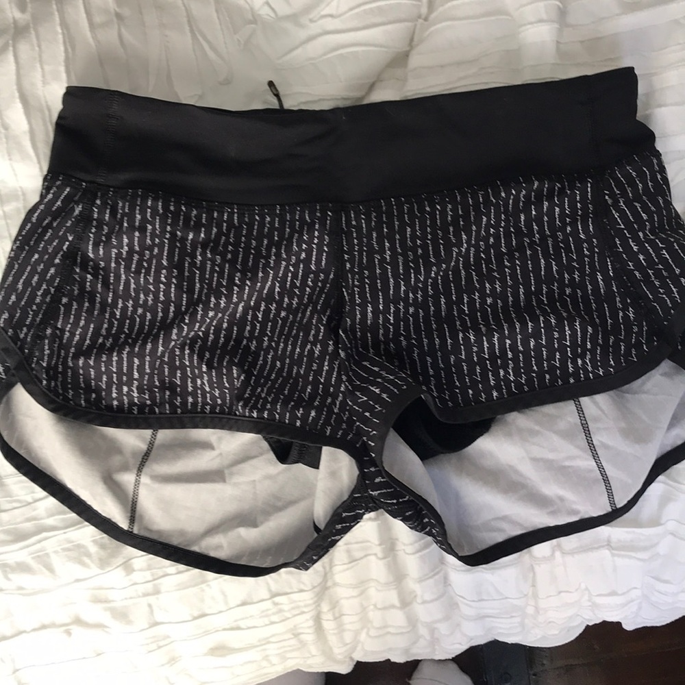 Lulu lemon size 4 workout shorts